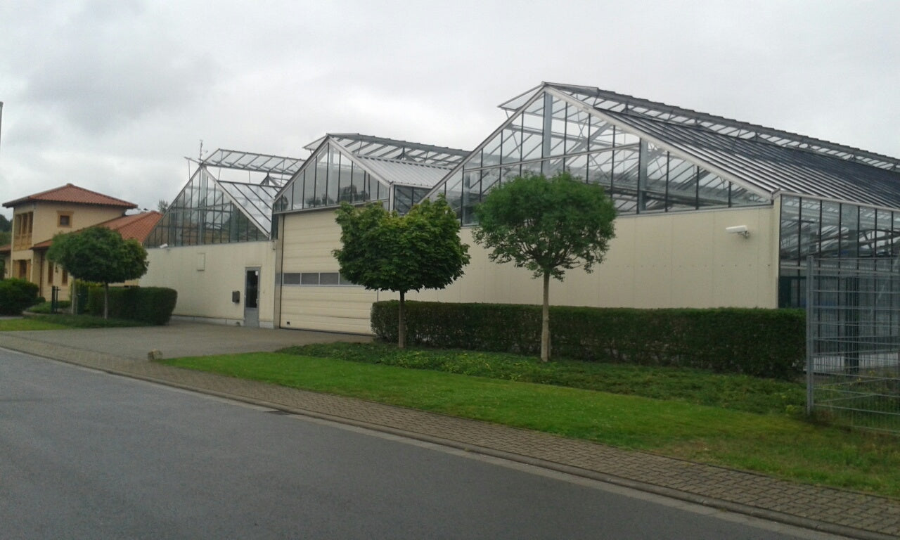 Frontseite der Gärtnerei Toskanagarten Lingenfeld